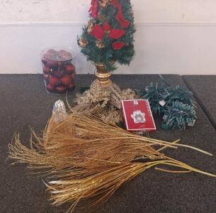 (300) Christmas Lights, Golden Leaf Decorations, Pack Of Ornaments, Customizable Pet Necklace, And More