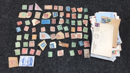 (117) Vintage Foreign Stamps