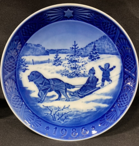 Royal Copenhagen Christmas Plate - 1986 "Christmas Holidays"