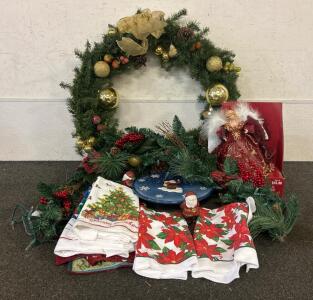 (1) Wreath, Christmas Kitchen Towels, (1) Mantel, And More