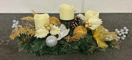 (1) Christmas Centerpiece