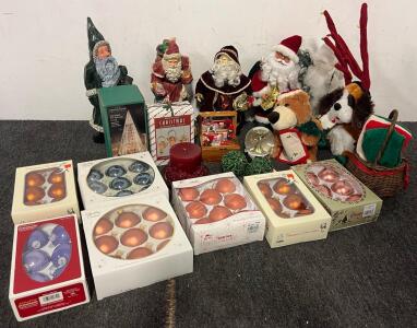Vintage Christmas Decor & Christmas Ornaments