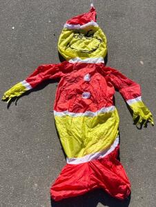 (New) 10FT Outdoor Inflatable Grinch Yard Decoration