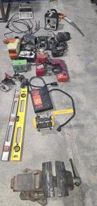 Assorted Household Tools (PLEASE READ DESCRIPTION) Located Freezer Door #1