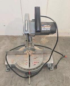 Delta 10" Power Miter Saw. (PLEASE READ DESCRIPTION)