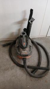 (1) Ridgid Portable 4 Gallon Vacuum W/ Attachments
