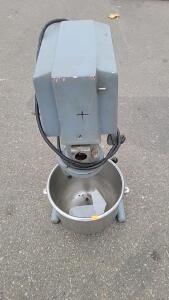 (1) Reynolds Commercial Planetary Mixer