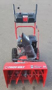 (1) Troy-Bilt Storm 2410 Snow Blower