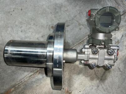 Flange -Mounted Differential Pressure Transmitter, Which Can Be Used To Measure The level And Density Of Liquids In A Tank. (Please Read Description)/+$1200 Value (Located In Freezer Door #1)