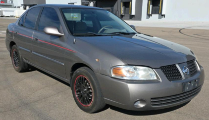 2005 NISSAN SENTRA - AFTERMARKET STEREO!