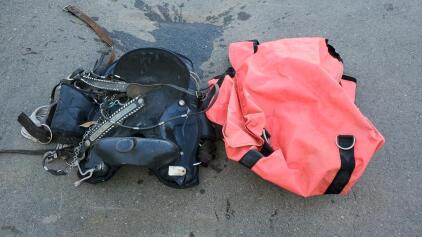Black Horse Saddle And Dry Saddle Bag