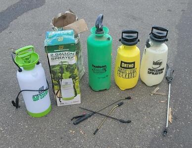 (5) 2 Gallon Sprayers