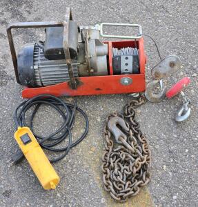 Central Machinery Electric Hoist - 440LB/880LB - 16"L