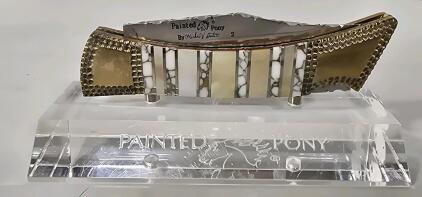 Beautiful Painted Pony Display Pocket Knife "Hammerhead" Series W/ Display Stand