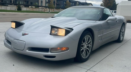 2000 CHEVROLET CORVETTE - SWEET RIDE!