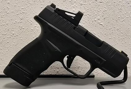 Springfield Armory Hellcat Pistol, 9x19mm, RMSc Red Dot Sight