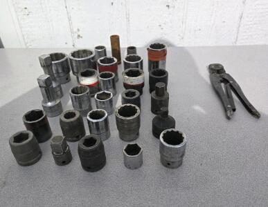 (28) Assorted SNAP-ON Socket Sizes , AMP 90066-5 Hand crimp tool.