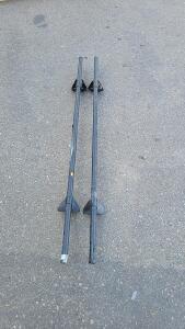 (1) Yakima Roof Rack System