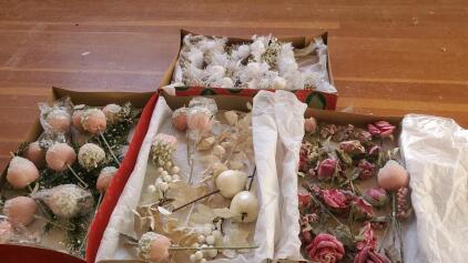 ( OFFSITE) (4) Boxes Of Christmas Ornaments