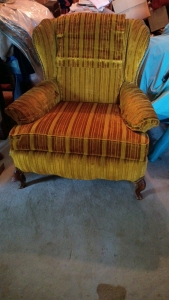 ( OFFSITE) Vintage Arm Chair Yellow Velvet