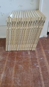 ( OFFSITE) Vintage Collection of Walt Disney Wonderful World Of Knowledge Books