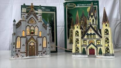 (2) Dickens Collectables Holiday Church&rsquo;s