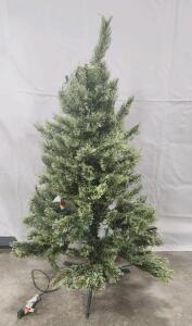 (1) 4' Cashmere Pre-Lit Christmas Tree