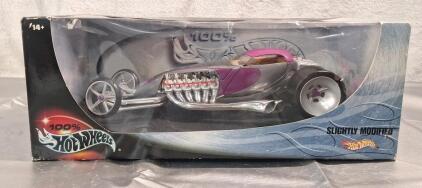 (1l Hot Wheels - Slightly Modified 1:18 Scale Hot Rod