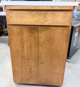 (1) Rolling Wooden Cabinet - 20.5&rdquo;x26&rdquo;x39&rdquo;