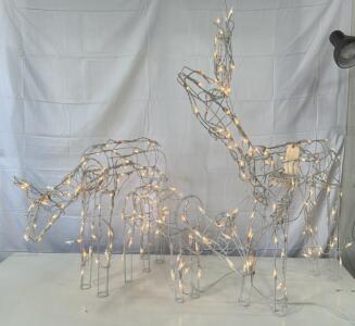 Wire Framed Lit Deer - Dad,Mom,Kid