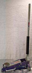 (1) Pittsburgh Low Profile Floor Jack