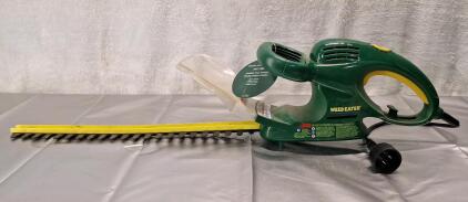 (1) 18" / 2.4-Amp WeedEater Electric Hedge Trimmer