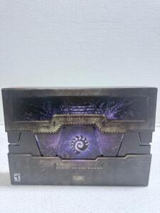 (1) Blizzard StarCraft II: Heart of the Swarm Collector's Edition (Inside Sealed)