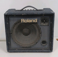 Roland KC-100 4CH Mixing Keyboard Amplifier
