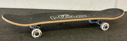 (1) Halo Skateboard