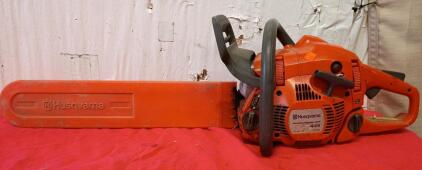 Husqvarna 445 Chainsaw. It Features an X-Torq Engine For Improved Fuel Efficiency And Lower Emissions. The Chainsaw Has an Air Injection System That Cleans Debris From The Air Filter, Extending Engine Life. It Is Equipped With Low Vib Technology To Reduce
