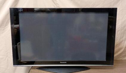 48" Panasonic HDTV With Remote