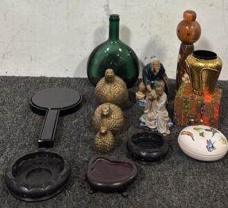 Collection of Traditional Chinese Decor.