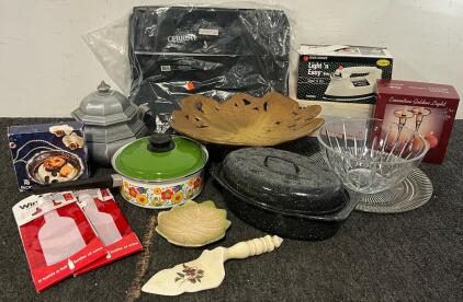 Cerruti Messenger Bag (New), Pots / Pans, Serveware, Black & Decker Iron & More