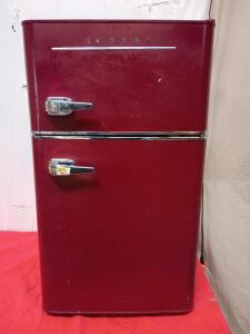 Kuppet Retro-Style Mini Red 2 Door Refrigerator/Freezer 3.2cu Ft. 33"x20"x20"