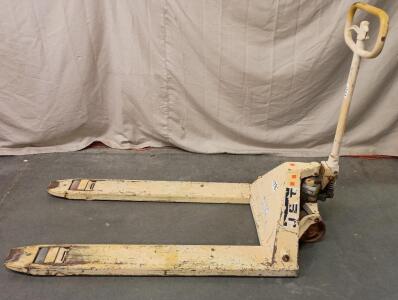 5000lb Capacity Manual Pallet Jack