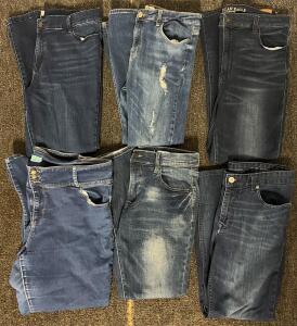 (6) Pairs Of Womens Jeans (Sizing In Photos)