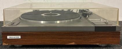 Vintage Pioneer PL-115D Turntable