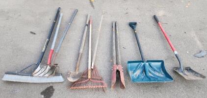 Garden And Landscaping Tools Set W/ Shovels, Rake, Post Hole Digger