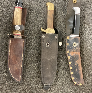 (3) Knives with Sheaths