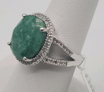 Sterling Silver Ring with Dyed Green Beryl (Emerald), Oval Cabochon