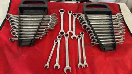 Lot Of Assorted Ratcheting Wrenches Craftsman & GearWrench ( Not Complete Sets )