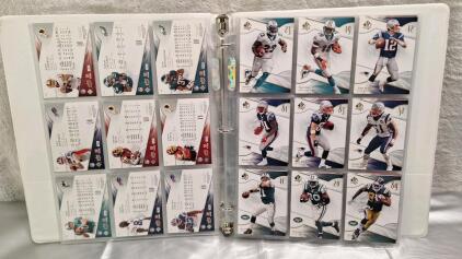 (1) Binder Of (100) 2009 SP Authentic Football Trading Cards