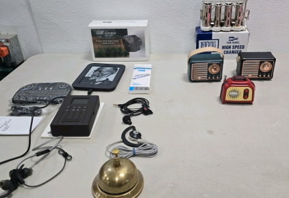 (1)New Blink Outdoor ,(1) 8 in 1 Adapter, (1) Nook Touch Reader By Barnes & Noble ,(2) Bluetooth Mini Radios , (1) Tiny Mini Battery Radio,(1) Mini Wireless Keyboard with Touchpad, (2) Airbuds, (1) Audiotronics Pro/Sound HS 50 Speaker l,(1) Highspeed Chan