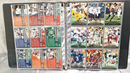 (1) Binder Of (250) 1995 Pinnacle Football Trading Cards